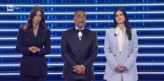 Sanremo 2026, finale: pace, musica e suspense all’Ariston Carlo Conti con Laura Pausini e Giorgia Cardinaletti a Sanremo 2026